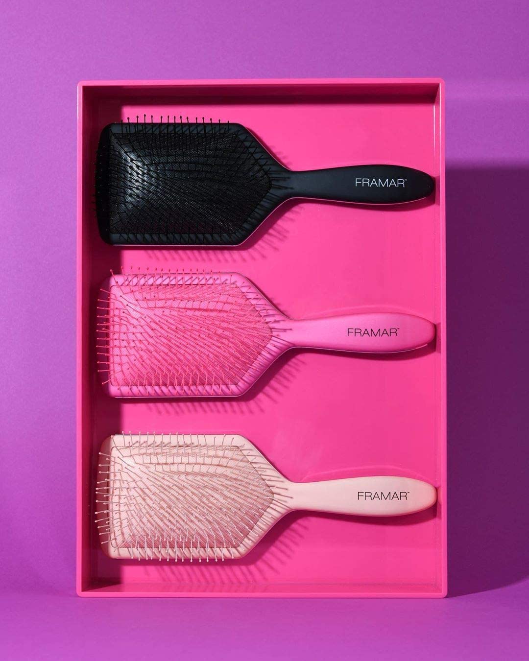 Framar paddle brush easy grip handle for secure brushing