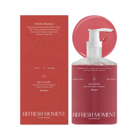 FREEMOMENT perfume shampoo bottle with elegant packaging and floral notes