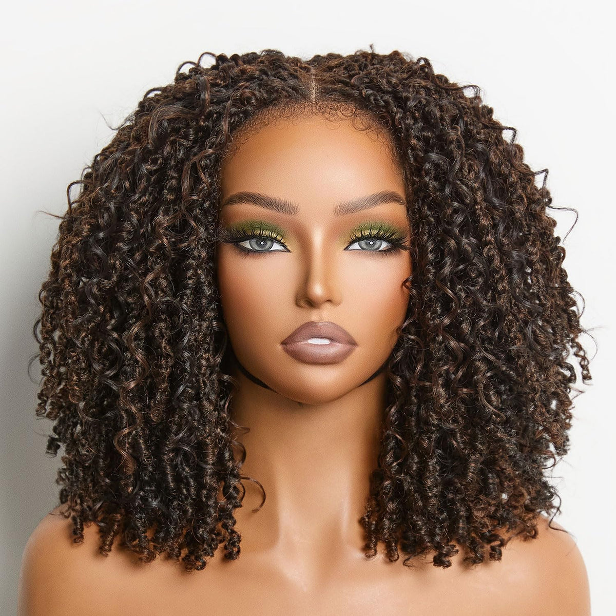 Frodio Veralux fiber wig lace-front, 12-inch length, natural look and easy styling.