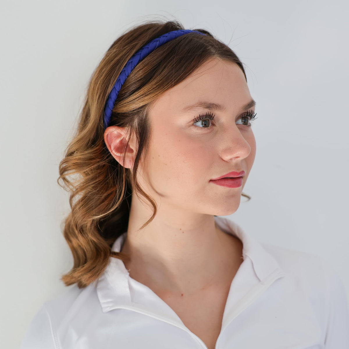 FROG SAC fashionable headband completes outfits