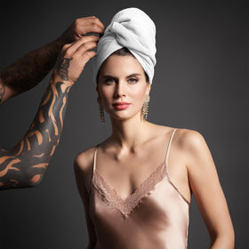 Fromm Softees durable towel designed for heavy use and long-lasting performance in salons.