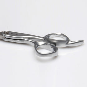 Fromm Transform close-up of sandblasted inner edge for quieter cutting