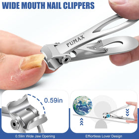 FUMAX 5-in-1 nail clippers set with lifter and cuticle pusher.