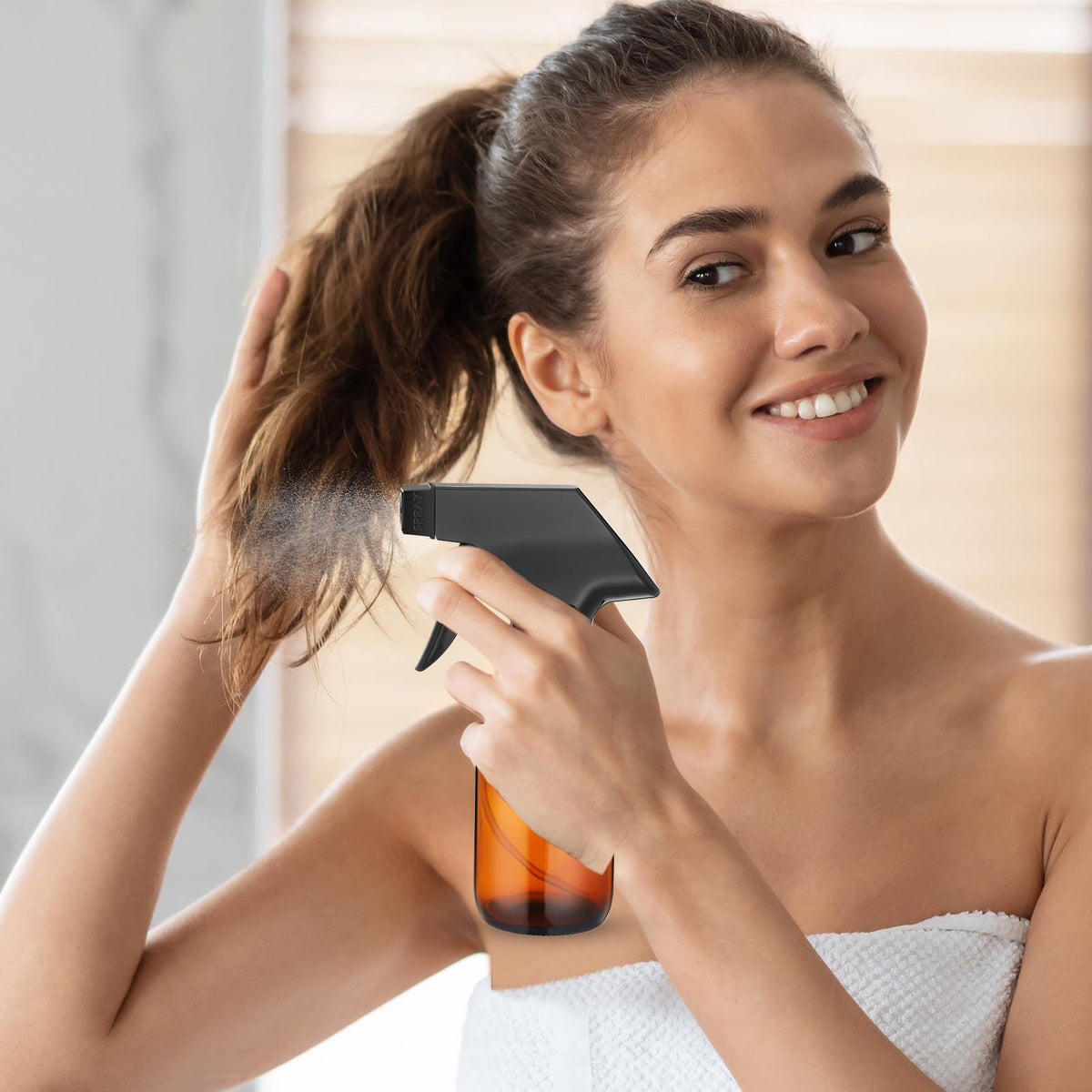 Fumete black trigger sprayer provides steady mist for essential oils