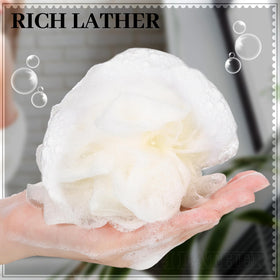 Funnymoom resealable travel bags keep loofahs clean and ready for travel.
