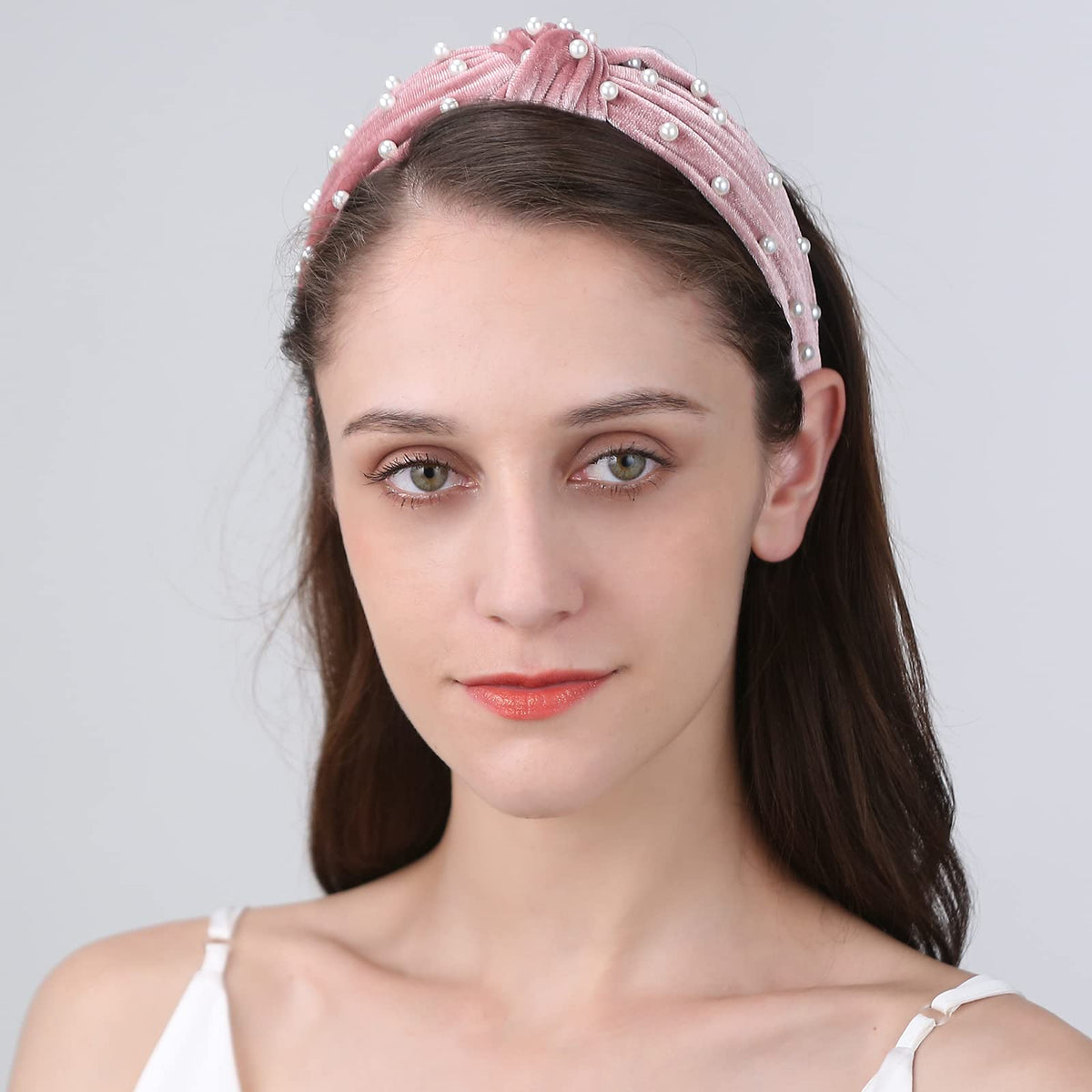 Funtopia chiffon ivory headband brings light, airy vibe to outfits