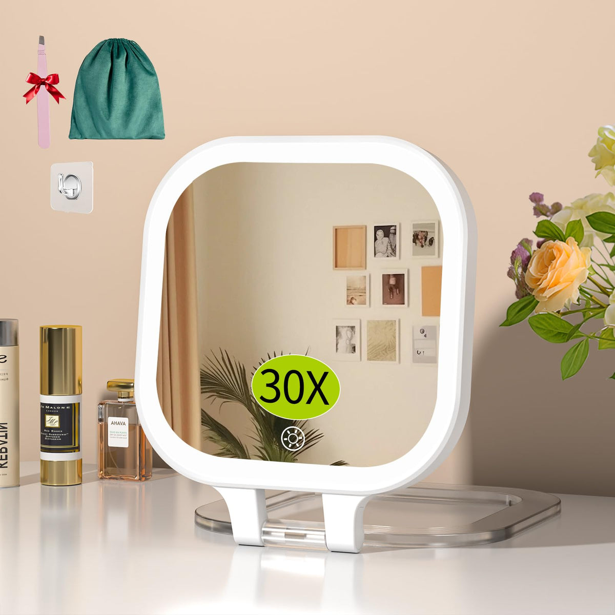 FUNTOUCH travel mirror with 1x and 30x magnification for detailed makeup checks.