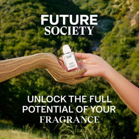 Future Society Optimal Habitat Primer spray dispersion captured mid-air