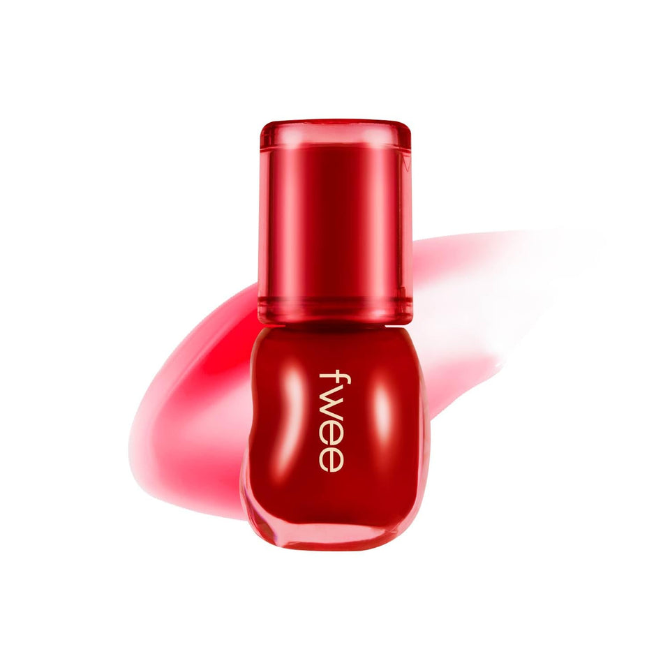 Fwee 3D Voluming Gloss 30% sheer bottle adds a subtle, luminous glow