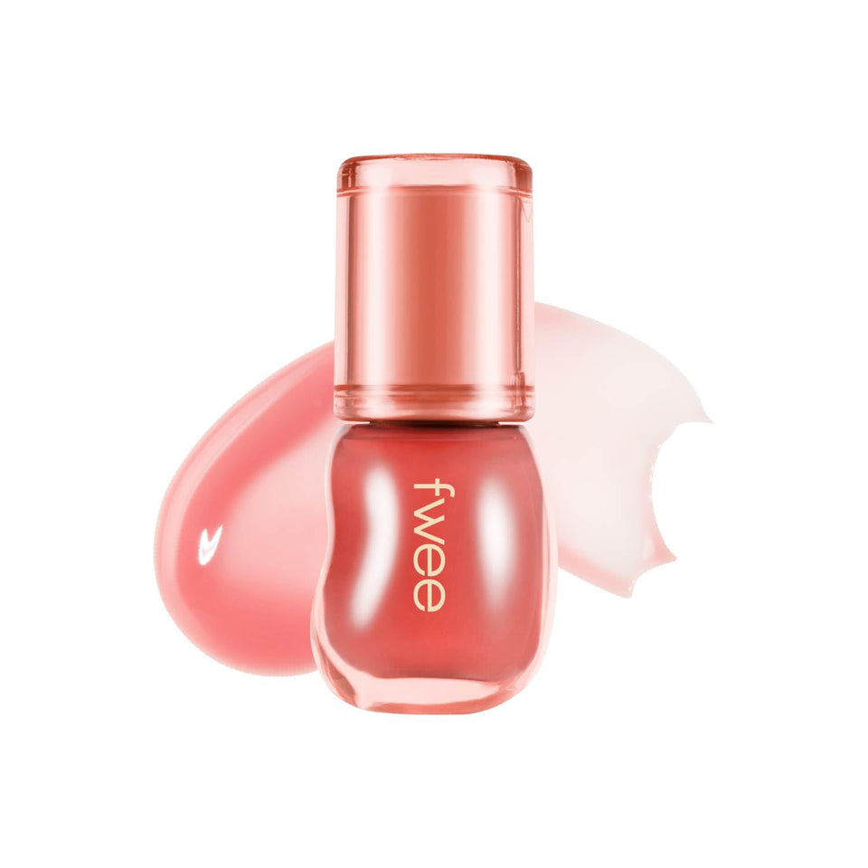 fwee 3d voluming gloss vanilla sheer bottle swatch highlighting natural lift and shine for daily lips