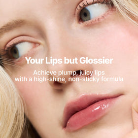 Fwee 3D Voluming Gloss Yogurt application on lips delivers smooth, non-sticky shine