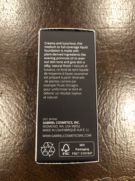 Ingredients panel highlight of Gabriel Cosmetics Liquid Foundation with avocado and jojoba