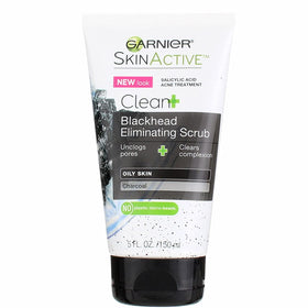 Garnier Clean Scrub Blackhead Eliminating bottle close-up for pore care