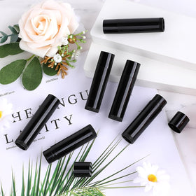 GBACHOOSE DIY lip balm kit image with case and tools.