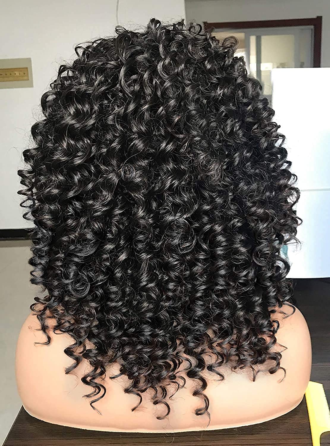 GEMBON memory-curl technology keeps curls bouncy after styling.