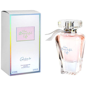 Gemina B Geparlys perfume bottle close-up showing elegant design and long-lasting fragrance.