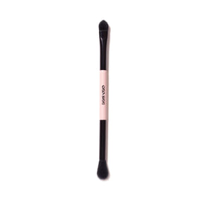 Gen See liquid eyeshadow dual-tip brush front view for precise application.