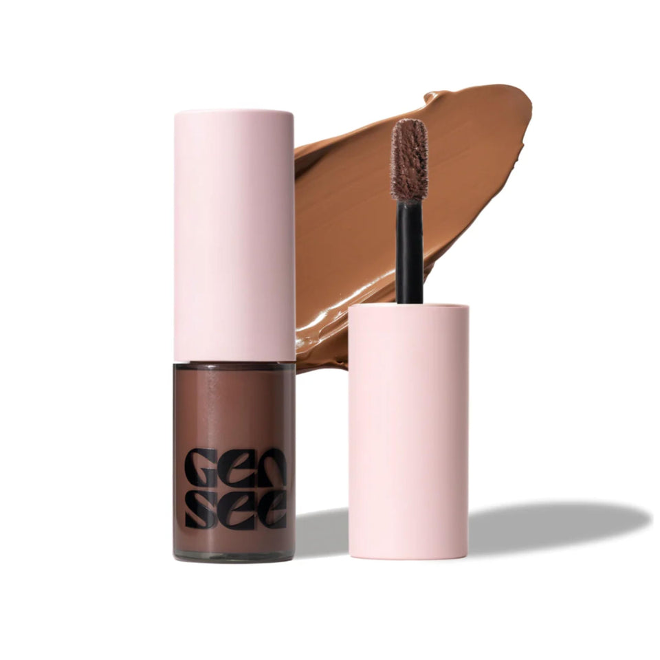 Gen See Mixed Media Matte Liquid Eyeshadow plush close-up shows rich pigment.