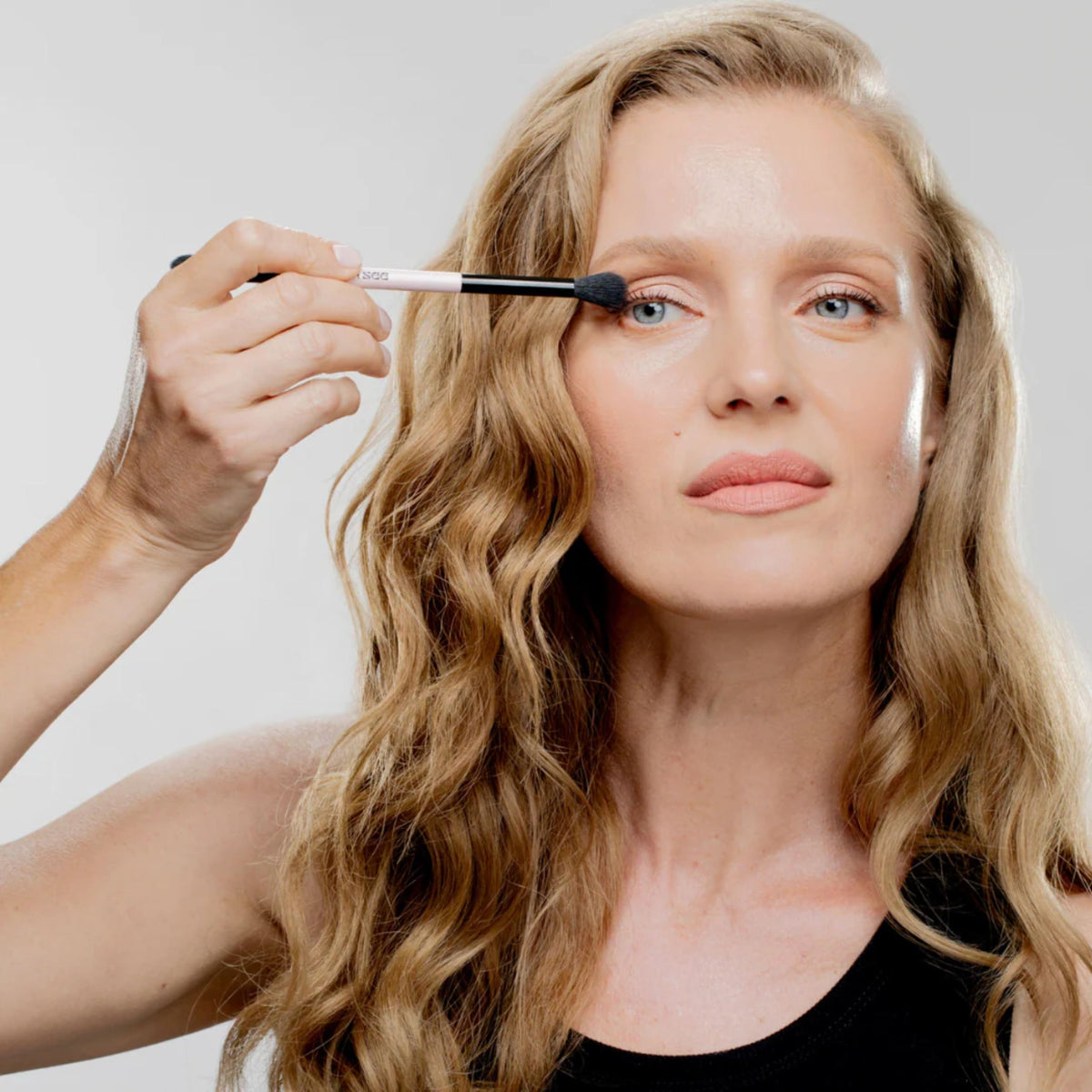 Gen See vegan bristles are cruelty-free and hypoallergenic.