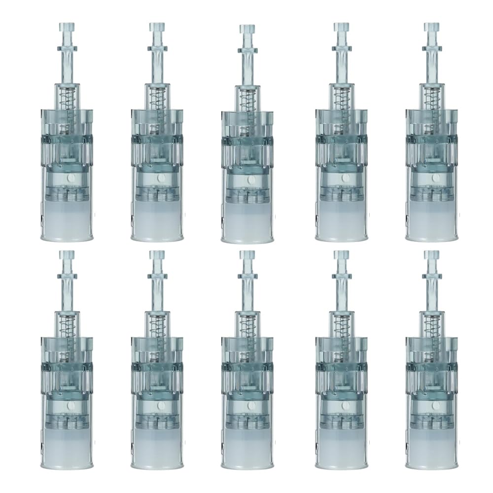 Generic Dr Pen M8 in-use cartridge demonstrates quick, clean swaps.