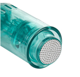 Generic nano needles come in hygienic, sealed packaging to support cleanliness.