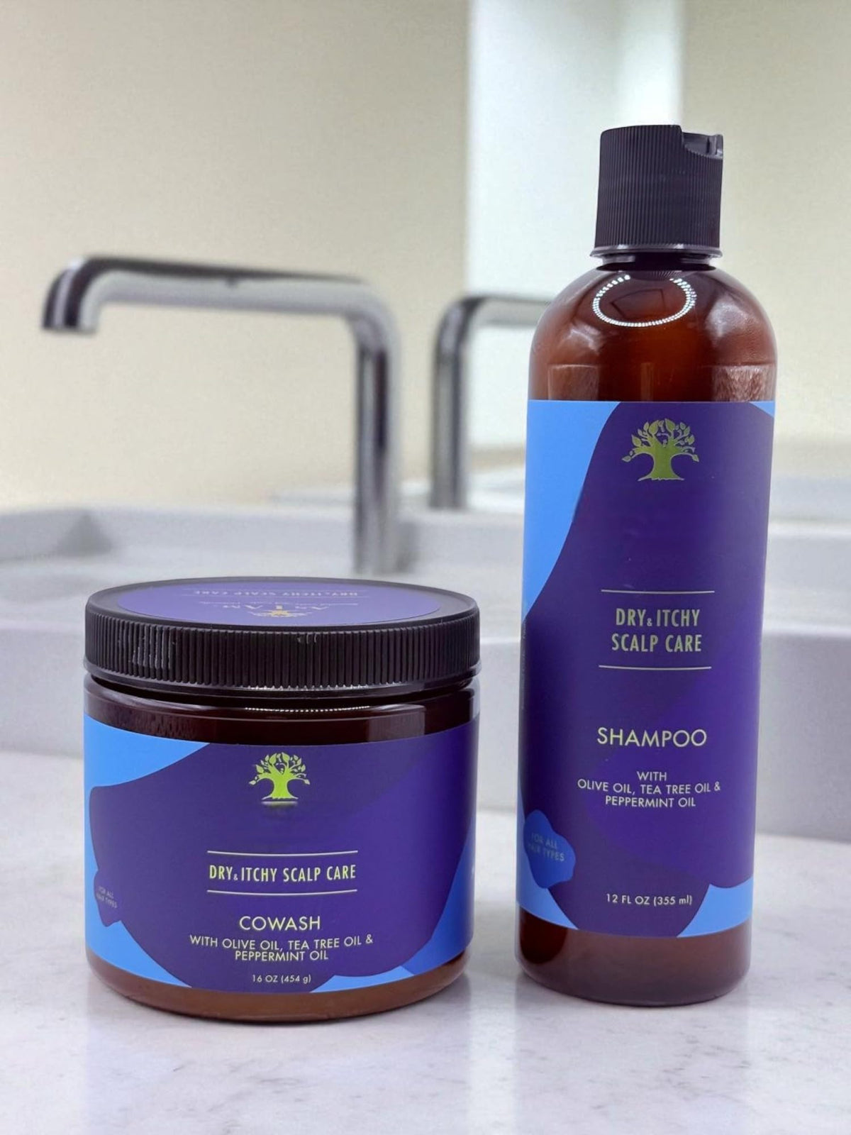 Ingredients panel featuring olive oil, tea tree, and peppermint in the Generic formula