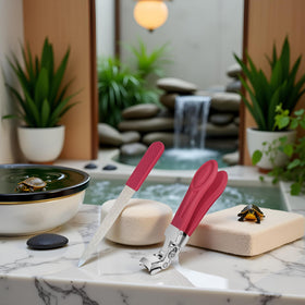 Generic Ruby Red ultra-sharp stainless steel blades for clean cuts.