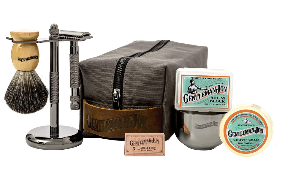 Gentleman Jon Deluxe Shaving Kit pack shot, travel-ready grooming essential.