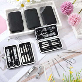 Geosar compact travel kit in hand, ideal for on-the-go nail care