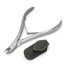 GERMANIKURE Standard Cuticle Trimmer half-jaw close-up shows precise blades for safe grooming.