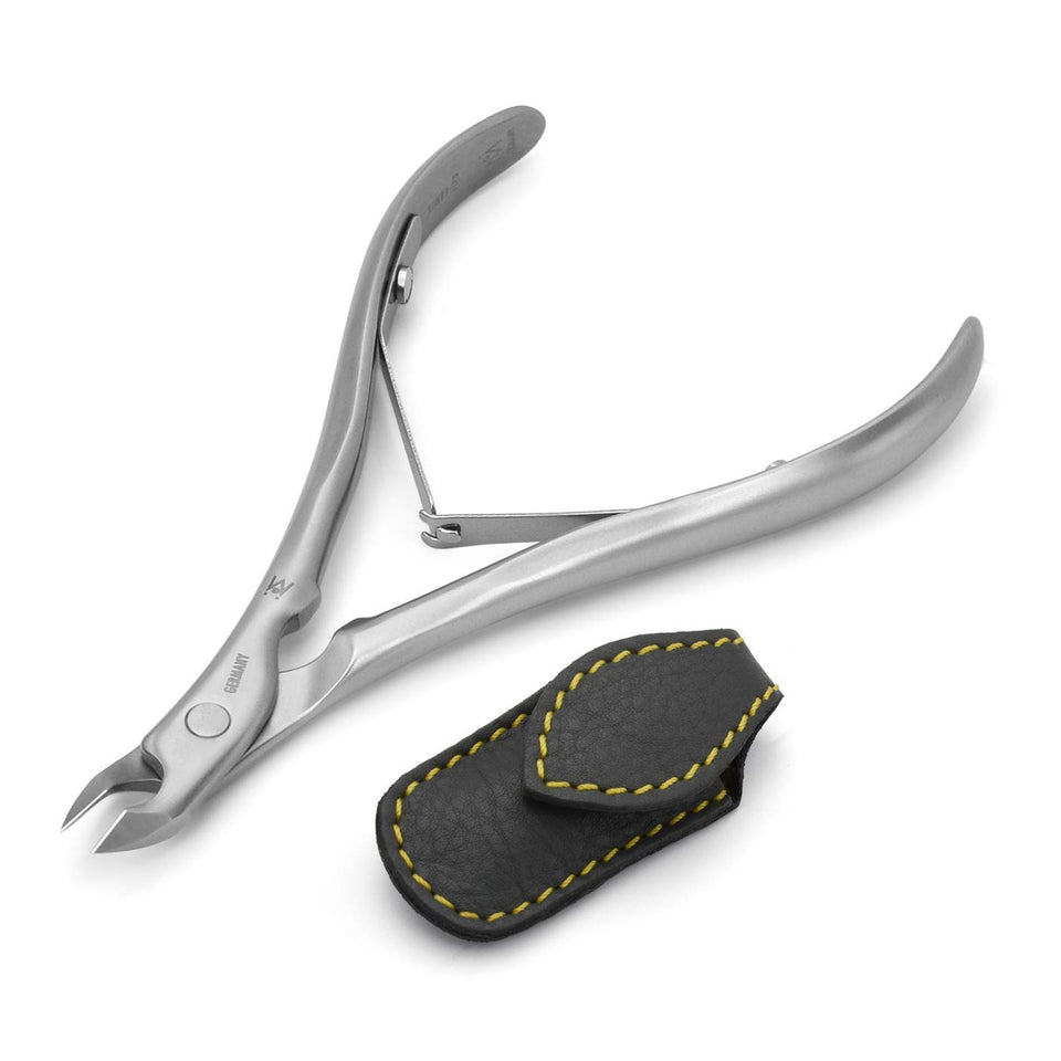 GERMANIKURE Standard Cuticle Trimmer half-jaw close-up shows precise blades for safe grooming.