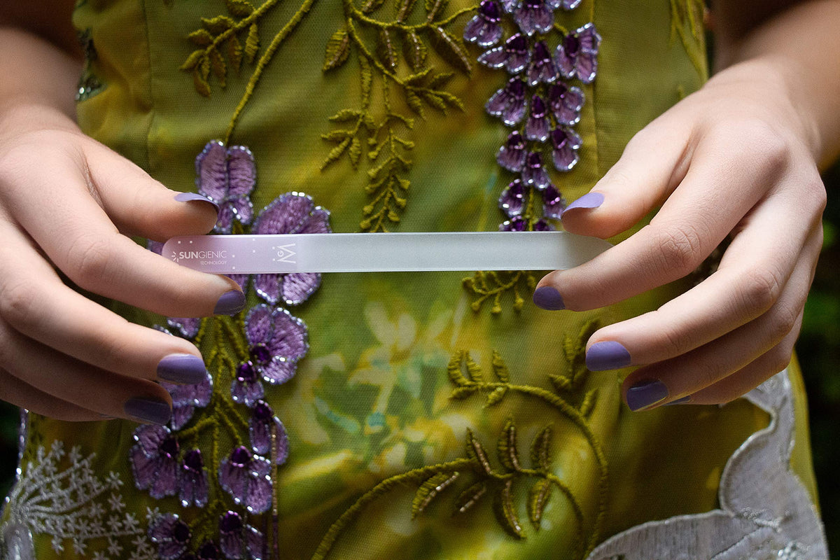 GERMANIKURE crystal nail file with suede sleeves, protective storage for portable use