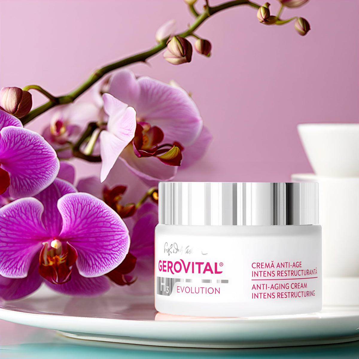 Gerovital H3 Evolution cream on skin close-up for even tone