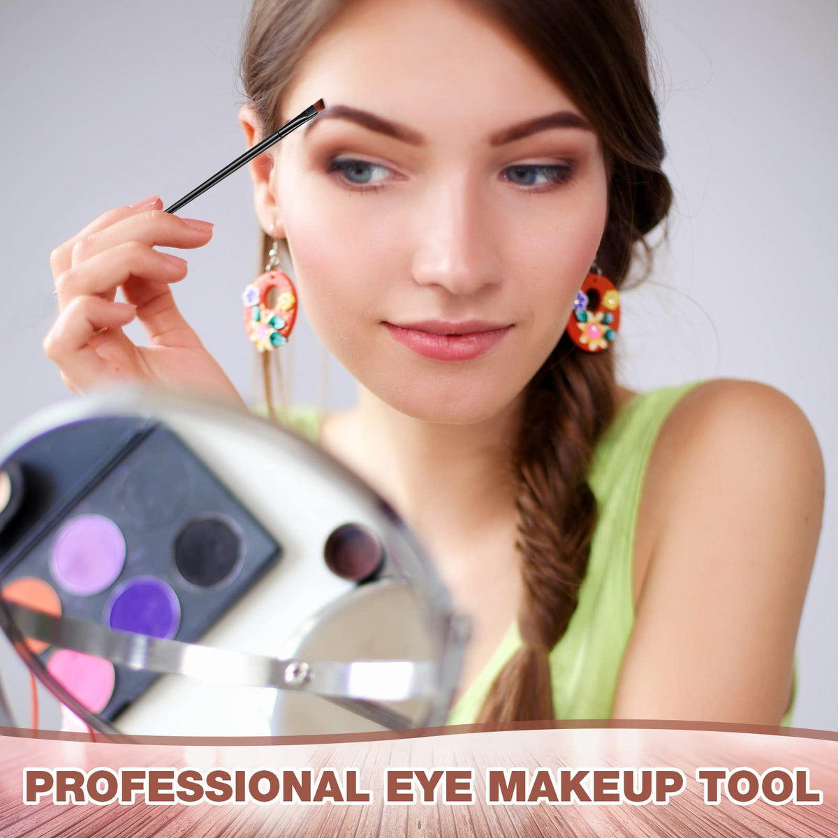Gerrii professional makeup tool ideal for brows, eyeliner, or concealer detailing.