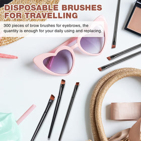 Gerrii travel-friendly disposable brushes suitable for studios and on-site work.