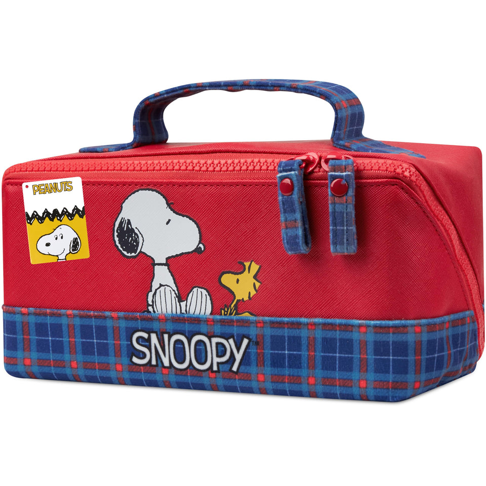 Get Trend Peanuts Snoopy Toiletry Bag front view showing organized travel storage