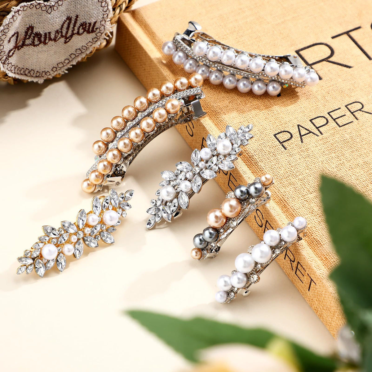 Geyoga retro metal barrette rhinestones adds sparkle to parties and formal events.