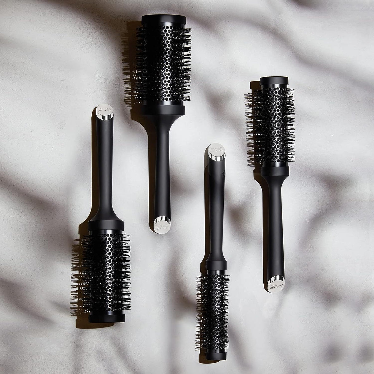 ghd vented barrel demonstrates even heat distribution for styling