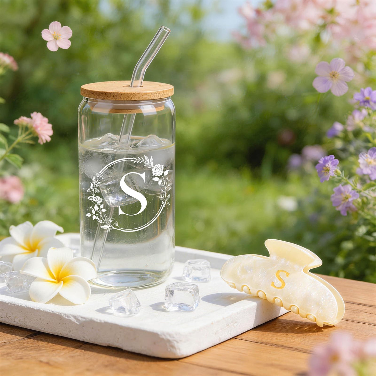 Giftota scented candle creates a calm home ambiance