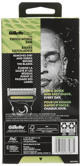 Exfoliating bar action removes dirt before blades contact the skin.