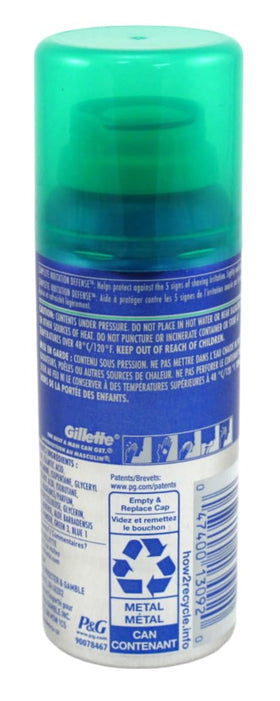 Gillette Series creamy gel close-up shows easy spreading and protection.