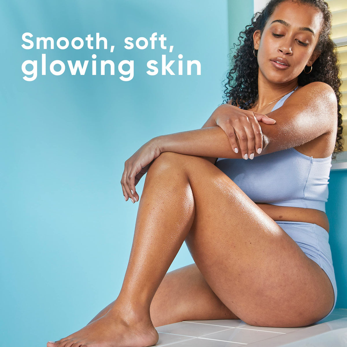 Gillette Venus Niacinamide supports hydration during shave.