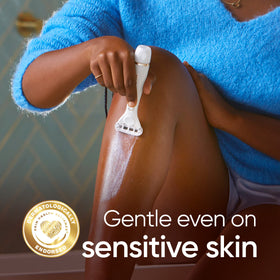 Gillette Venus Radiant Skin dual-port-cartridge channels moisture for continuous lubrication.
