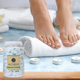 Ginger Lily Farms Pedicure Spa Tablets dissolve quickly for a quick, soothing foot bath.