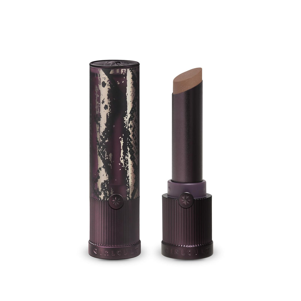 GIRLCULT Matte Lipstick S11 packaging closeup showing premium finish and gift-ready presentation