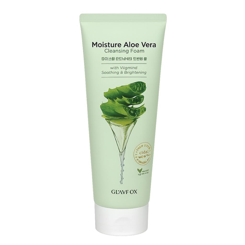 Glamfox Moisture Aloe Vera Cleansing Foam bottle pump offers a gentle, hydrating cleanse.