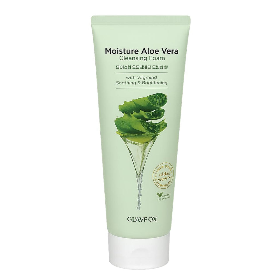 Glamfox Moisture Aloe Vera Cleansing Foam bottle pump offers a gentle, hydrating cleanse.