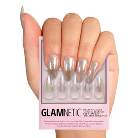 Glamnetic Stardust nails with holographic finish for an iridescent look.