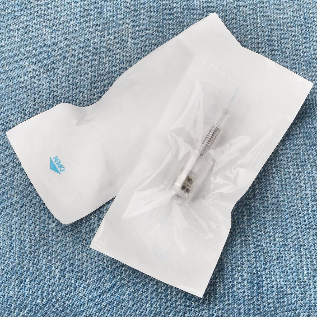 Glemme cartridge with transparent body for easy ink monitoring