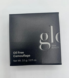 Glo Skin Beauty concealer with antioxidant blend supporting brightness